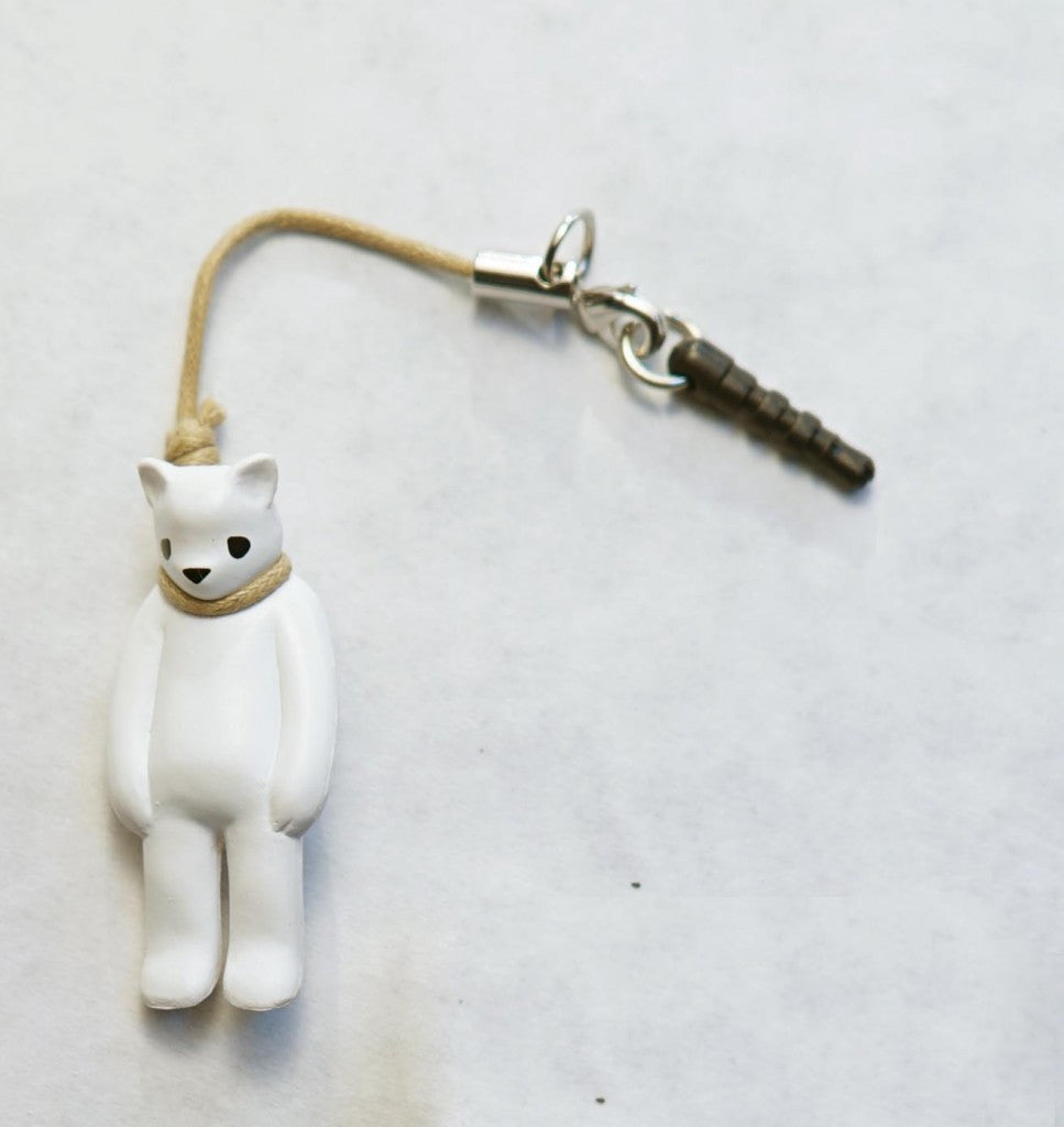 Hung - White-Luke Chueh-Munky King