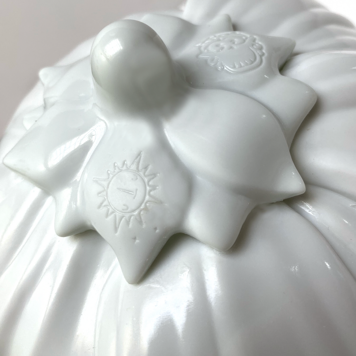 Moonflower - Moonstone-Yoskay Yamamoto-Munky King