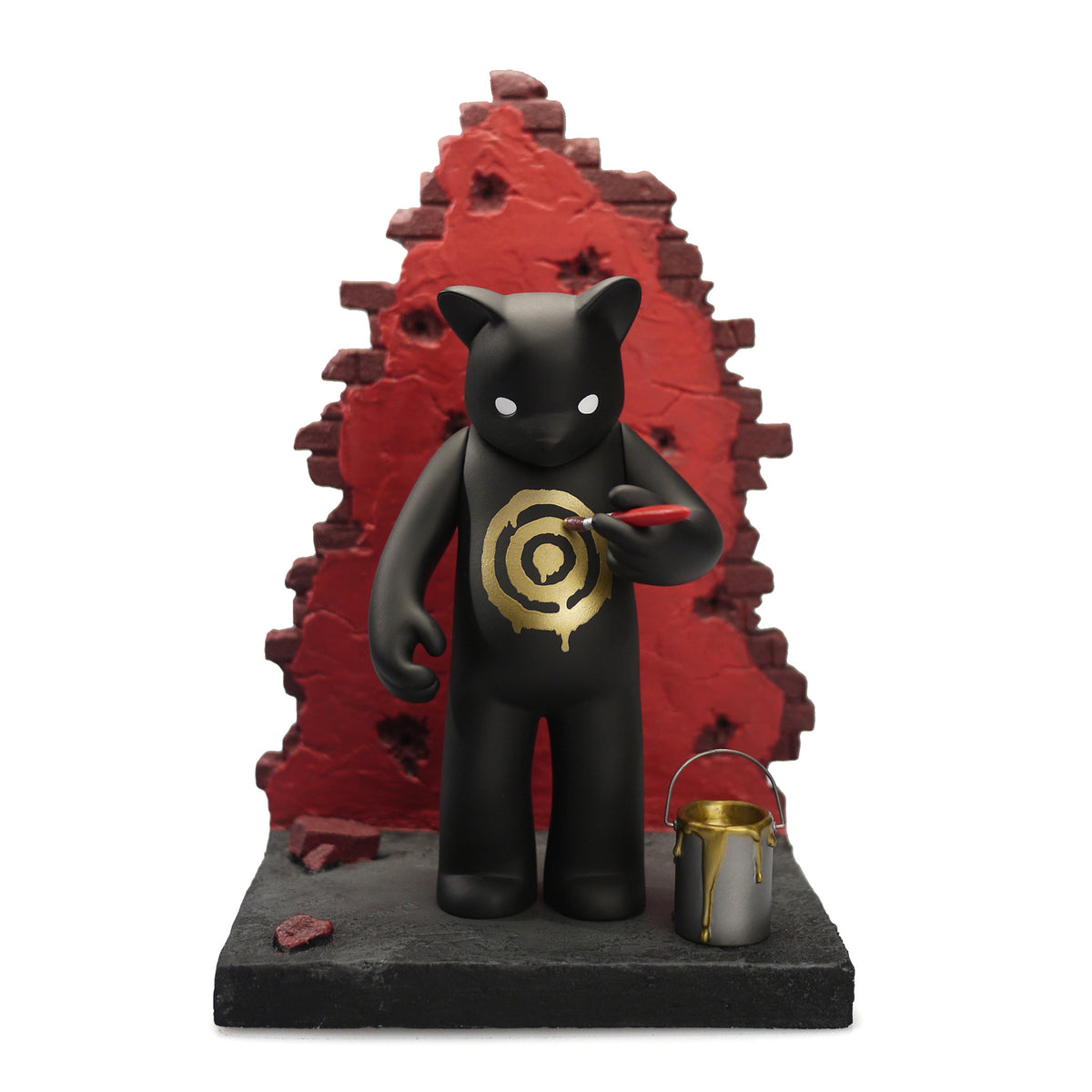 Target - Black & Gold-Luke Chueh-Munky King